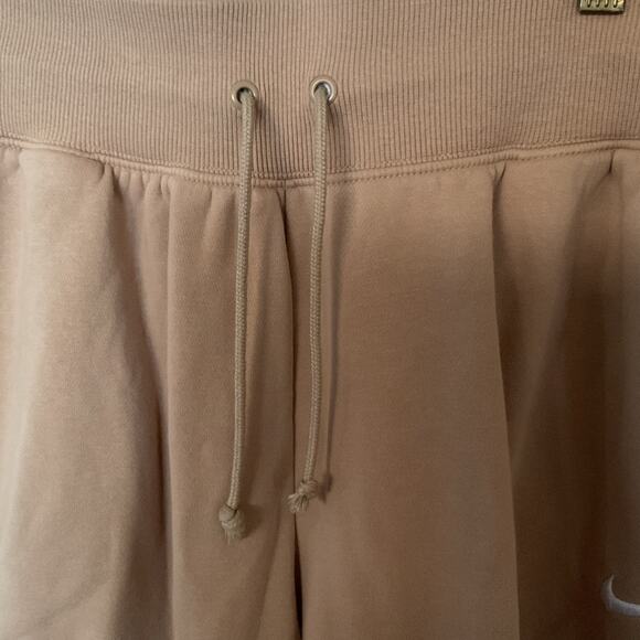 Nike Women’s Fleece Joggers • Beige/Tan • Sweatpants • Size MY2K - Picture 5 of 9